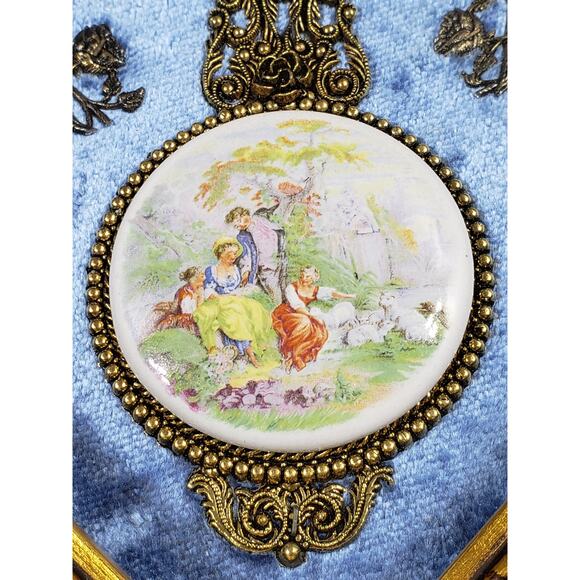 Fragonard Limoges Hand Painted Porcelain Cameo Shadowbox Framed - Picture 3 of 7